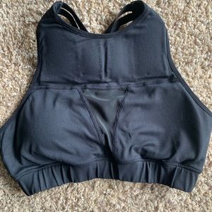 Chestee sports bra